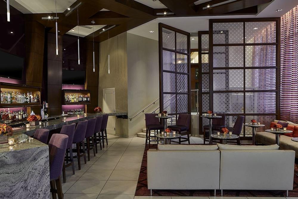 Hilton Garden Midtown Hotel
