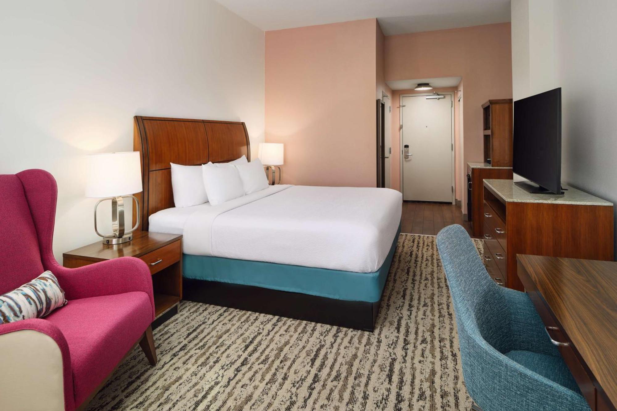 Hilton Garden Midtown