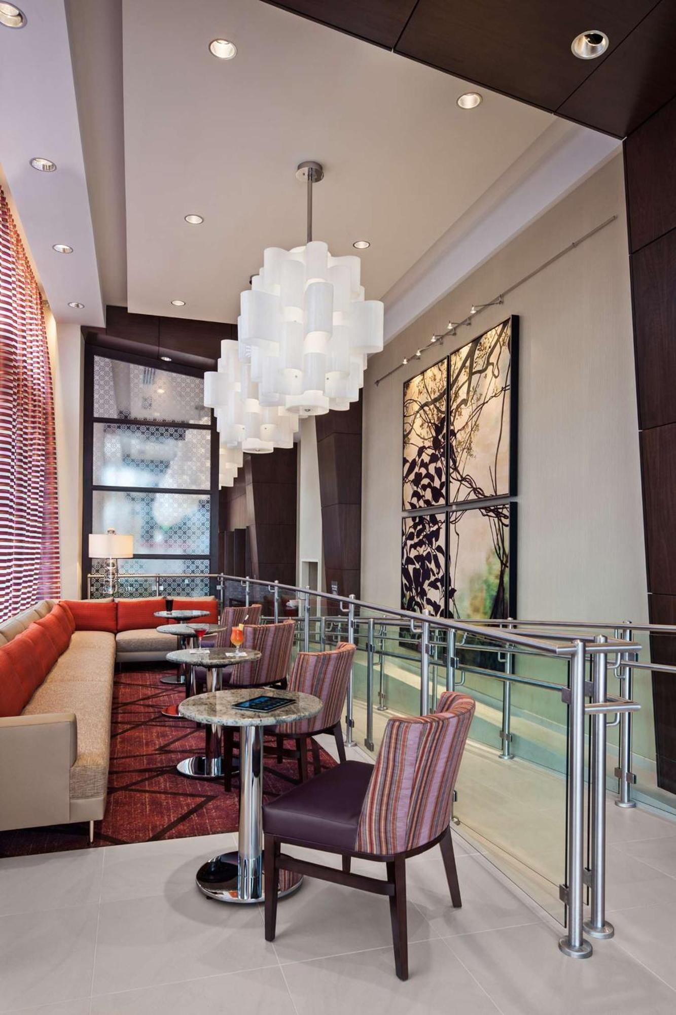 Hilton Garden Midtown 3*