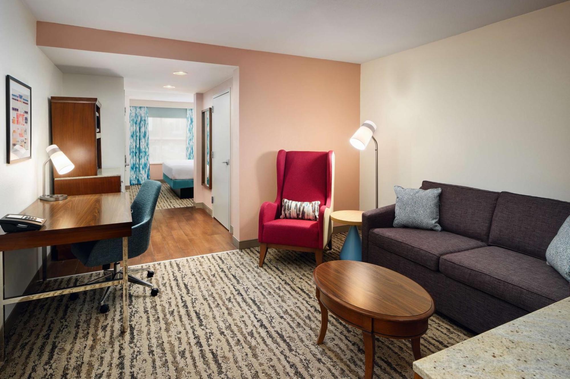 Hilton Garden Midtown 3*